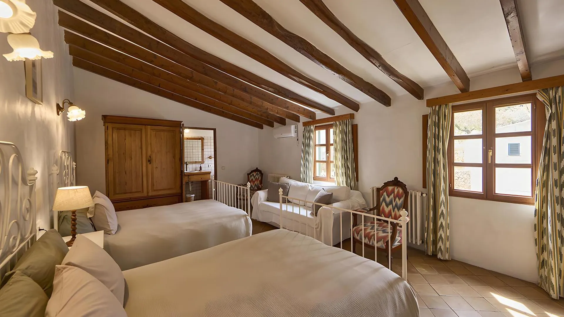 Can Busquets - Tramuntana Suite Banyalbufar Spain