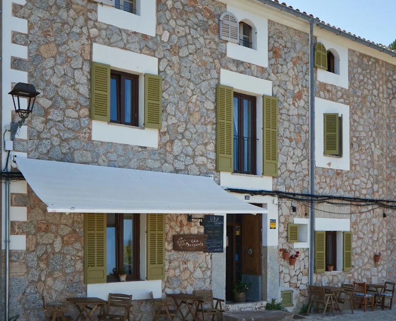 Can Busquets - Tramuntana Suite Banyalbufar Spain